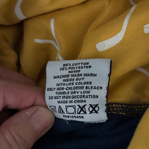 Nashville Preds Hockey Hoodie - Picture 7 of 7